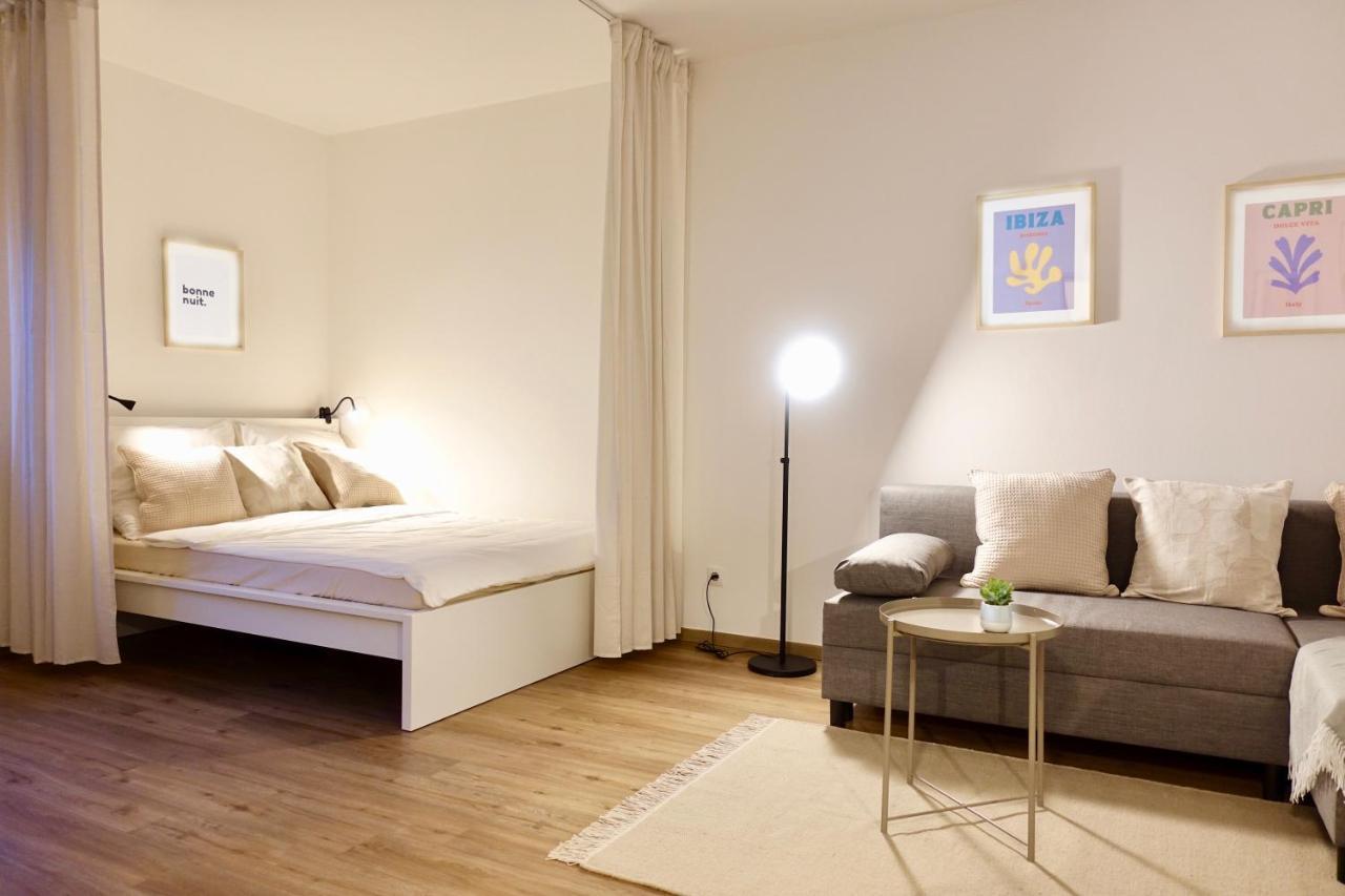 Modernes Apartment, Stadtnah, Stellplatz, Naehe Mosel Coblenza Esterno foto
